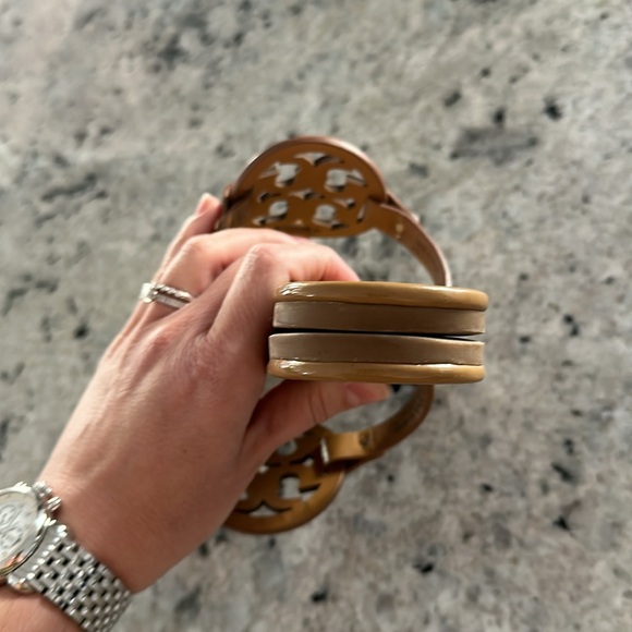 SALE! 🚨Tory Burch Miller sandals 10 nude patent - Picture 6 of 10